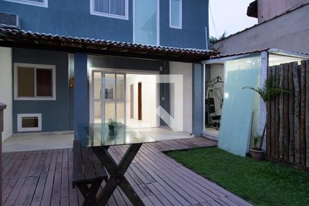 Casa de condomínio à venda com 320m², 6 quartos e 1 vagaFachada 