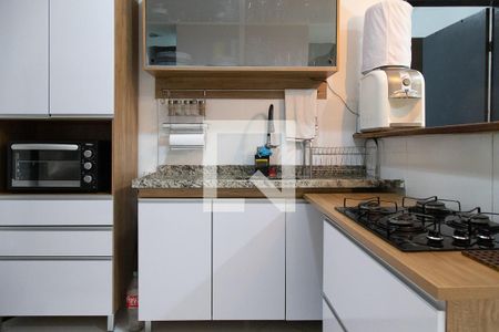 Casa de condomínio à venda com 320m², 6 quartos e 1 vagaCozinha 2