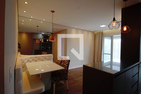 Apartamento à venda com 71m², 2 quartos e 2 vagas Apartamento à venda com 71m², 2 quartos e 2 vagasSala