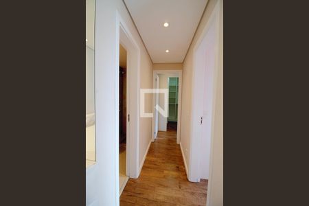 Apartamento à venda com 71m², 2 quartos e 2 vagas Apartamento à venda com 71m², 2 quartos e 2 vagasCorredor