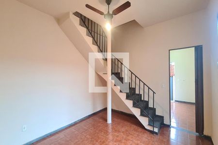 Sala de casa para alugar com 1 quarto, 60m² em Piedade, Rio de Janeiro