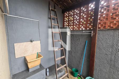 Casa para alugar com 60m², 1 quarto e sem vagaÁrea de Serviço