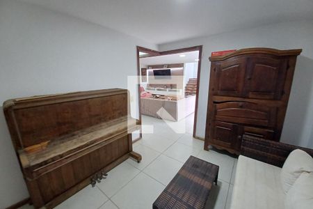 Casa à venda com 550m², 3 quartos e 2 vagas Casa à venda com 550m², 3 quartos e 2 vagasHall de entrada