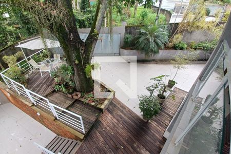 Casa à venda com 550m², 3 quartos e 2 vagas Casa à venda com 550m², 3 quartos e 2 vagasVista dos Quartos 1 e 2