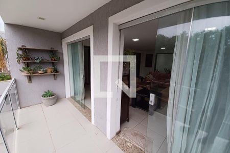 Casa à venda com 550m², 3 quartos e 2 vagas Casa à venda com 550m², 3 quartos e 2 vagasVaranda da Sala