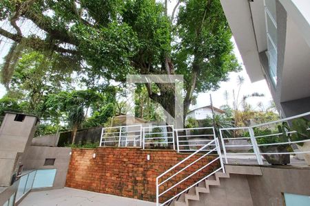 Casa à venda com 550m², 3 quartos e 2 vagas Casa à venda com 550m², 3 quartos e 2 vagasQuintal