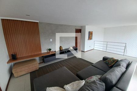 Casa à venda com 550m², 3 quartos e 2 vagas Casa à venda com 550m², 3 quartos e 2 vagasSala de TV