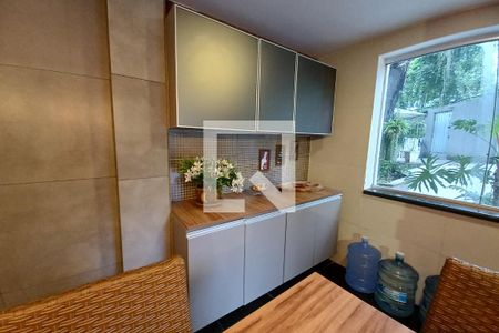 Casa à venda com 550m², 3 quartos e 2 vagas Casa à venda com 550m², 3 quartos e 2 vagasCozinha