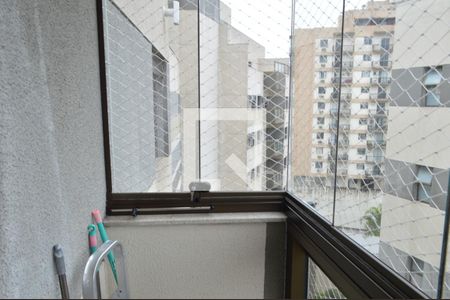 Apartamento para alugar com 121m², 2 quartos e 1 vagaVaranda da cozinha