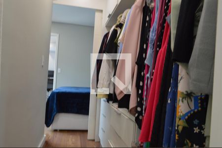 Apartamento para alugar com 121m², 2 quartos e 1 vagaCloset da suíte