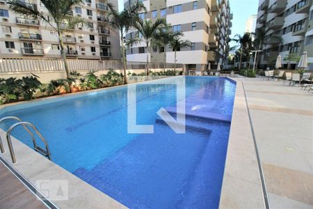 Apartamento para alugar com 121m², 2 quartos e 1 vagaÁrea comum - Piscina
