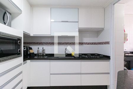 Apartamento à venda com 56m², 2 quartos e 1 vagaCozinha e área de serviço