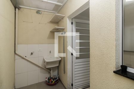 Casa de condomínio à venda com 55m², 2 quartos e 1 vagaÁrea de Serviço