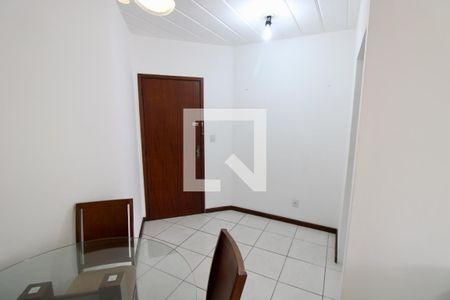 Sala de apartamento à venda com 2 quartos, 55m² em Vargem Pequena, Rio de Janeiro