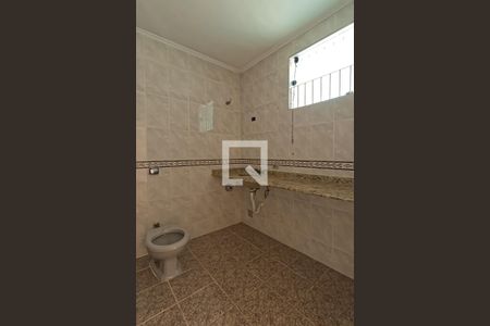 Casa para alugar com 290m², 3 quartos e 4 vagasBanheiro da Suíte