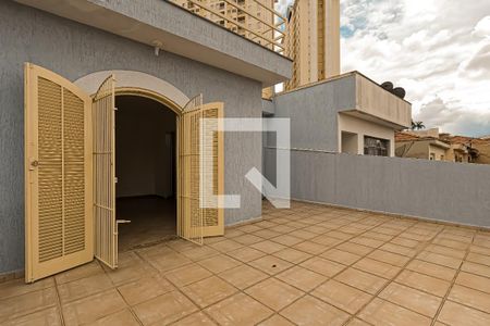 Casa para alugar com 290m², 3 quartos e 4 vagasVaranda da Suíte