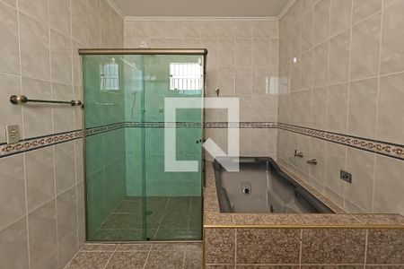 Casa para alugar com 290m², 3 quartos e 4 vagasBanheiro da Suíte