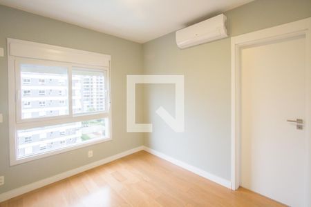 Apartamento à venda com 250m², 3 quartos e 4 vagasSuíte 1