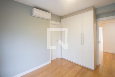 Apartamento à venda com 250m², 3 quartos e 4 vagasSuíte 1