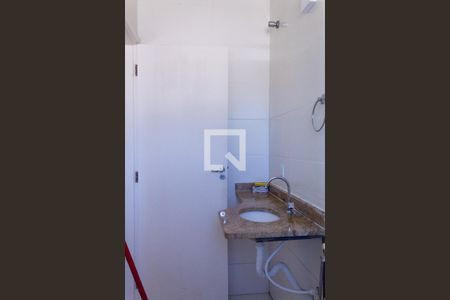 Casa de condomínio para alugar com 95m², 2 quartos e 2 vagasBanheiro da Suíte 1