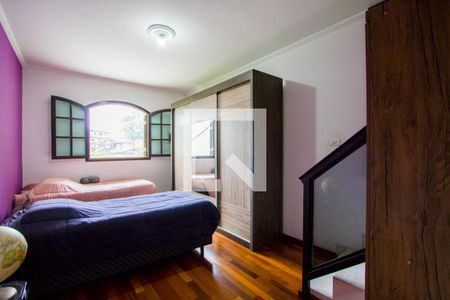 Quarto 1  de casa à venda com 2 quartos, 217m² em Vila Suica, Santo André