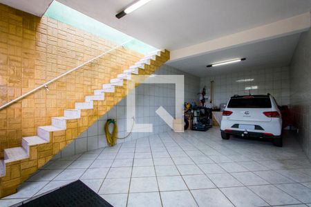 Casa à venda com 217m², 2 quartos e 3 vagasGaragem