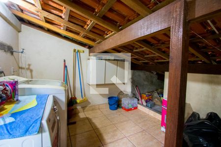 Casa à venda com 217m², 2 quartos e 3 vagasÁrea de serviço 1