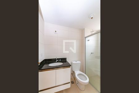 Apartamento à venda com 61m², 2 quartos e 2 vagasBanheiro da Suíte