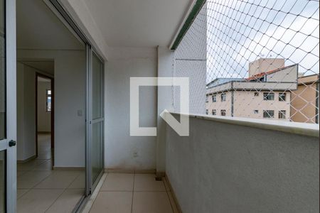 Varanda de apartamento à venda com 2 quartos, 61m² em Carlos Prates, Belo Horizonte