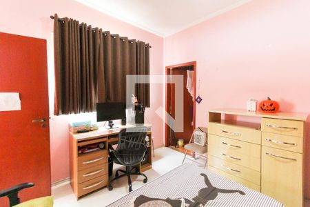 Casa à venda com 175m², 5 quartos e 2 vagas Casa à venda com 175m², 5 quartos e 2 vagasAntesala Suíte