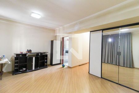 Suíte de casa à venda com 5 quartos, 175m² em Quarta Parada, São Paulo