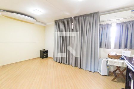 Suíte de casa à venda com 5 quartos, 175m² em Quarta Parada, São Paulo