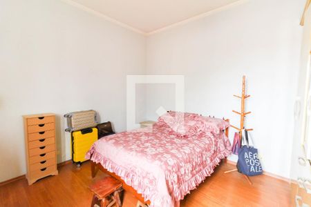 Casa à venda com 175m², 5 quartos e 2 vagas Casa à venda com 175m², 5 quartos e 2 vagasSuíte