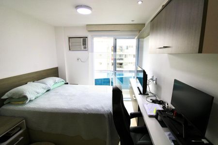 Apartamento à venda com 183m², 4 quartos e 2 vagasSuíte 1