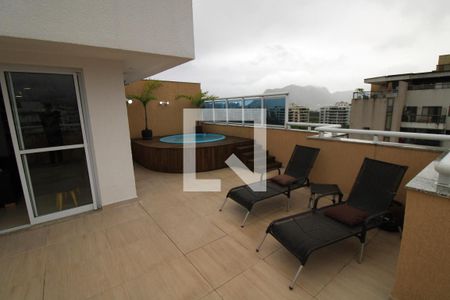 Apartamento à venda com 183m², 4 quartos e 2 vagasPiscina