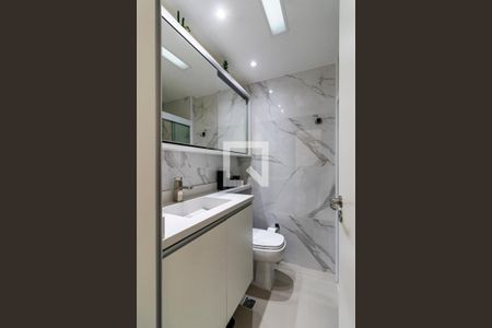 Banheiro de apartamento à venda com 1 quarto, 36m² em Jardim Vila Mariana, São Paulo