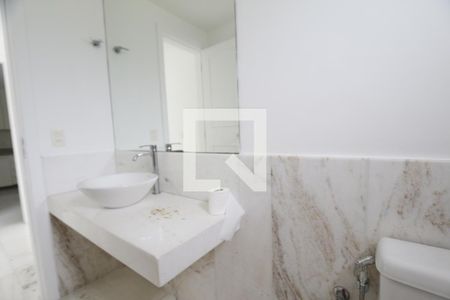 Casa de condomínio à venda com 470m², 4 quartos e 4 vagasLavabo