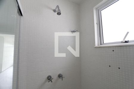 Casa de condomínio à venda com 470m², 4 quartos e 4 vagasBanheiro da Suíte 3