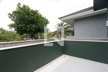 Casa de condomínio à venda com 470m², 4 quartos e 4 vagasvaranda