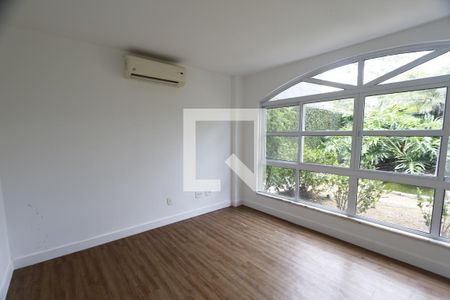 quarto 1 de casa de condomínio à venda com 4 quartos, 470m² em Barra da Tijuca, Rio de Janeiro