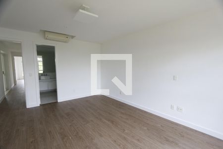 Casa de condomínio à venda com 470m², 4 quartos e 4 vagasSuíte 3