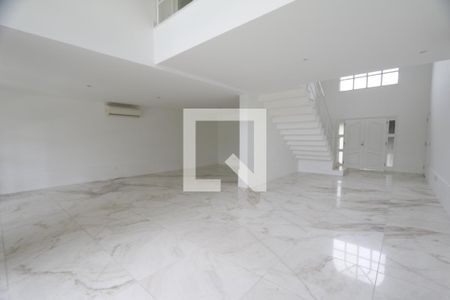 sala de casa de condomínio à venda com 4 quartos, 470m² em Barra da Tijuca, Rio de Janeiro
