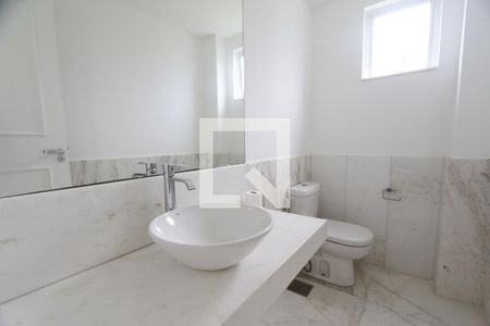 Casa de condomínio à venda com 470m², 4 quartos e 4 vagasLavabo