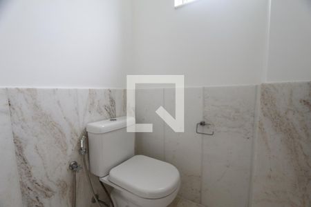 Casa de condomínio à venda com 470m², 4 quartos e 4 vagasLavabo