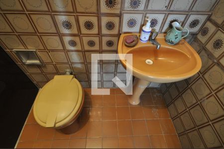 Casa para alugar com 294m², 3 quartos e 9 vagasBanheiro da Suíte