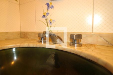 Apartamento à venda com 110m², 3 quartos e 2 vagasBanheiro Social