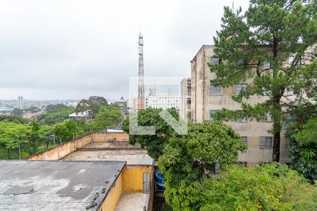 Vista do Quarto 2 de apartamento para alugar com 2 quartos, 50m² em Conjunto Habitacional Padre José de Anchieta, São Paulo