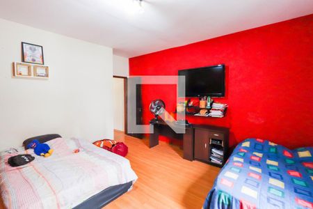 Casa à venda com 340m², 4 quartos e 4 vagasQuarto 2