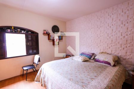 Casa à venda com 340m², 4 quartos e 4 vagasSuíte 1