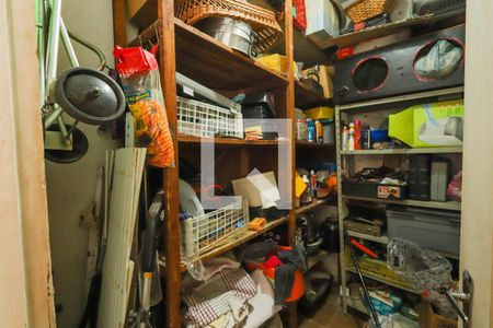 Casa à venda com 340m², 4 quartos e 4 vagasDispensa